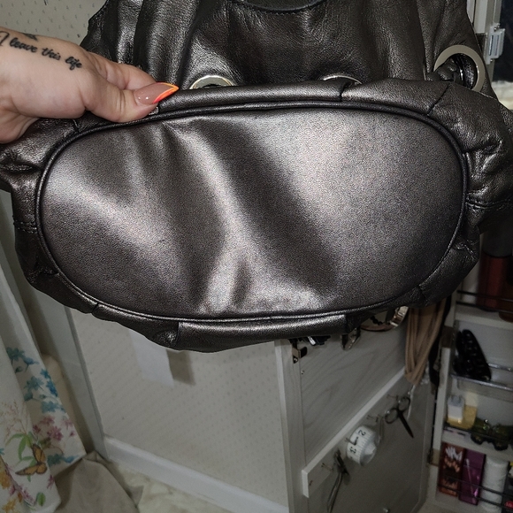 Michael Kors large leather shoulder bag - Picture 4 of 5